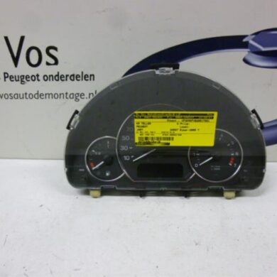 Peugeot 1007 1.4 Odometer KM 2005 610652-610653