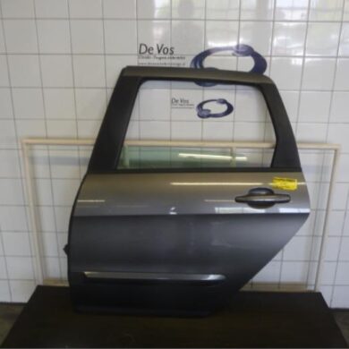 Peugeot 308  Rear door 4-door, left 2008 9006N6