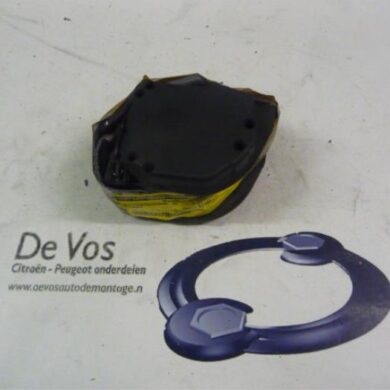 Citroen C5 1.8 16V Rear seatbelt, right 2002 8974KE