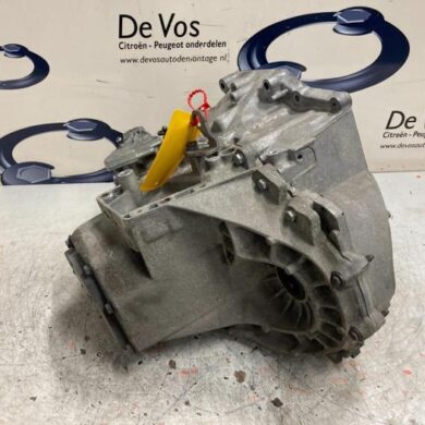 Peugeot 208  Gearbox 5FU 2014 1608710080-1609861580 20EA49