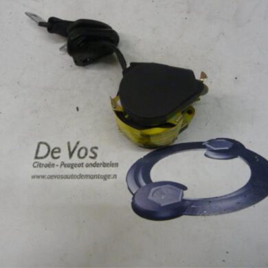 Peugeot 307 2.0 HDi 110 FAP Veiligheidsgordel rechts-achter 2002 8974JN