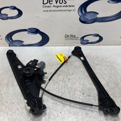 Peugeot 3008 1.6 e-THP 165 16V Window mechanism 4-door, front left 2018 9830389380-9810488980