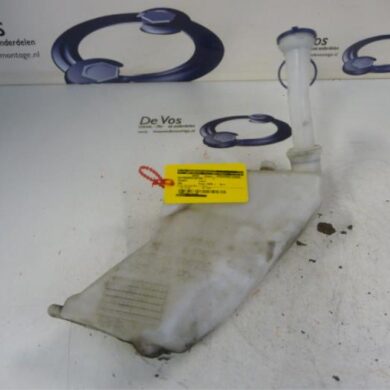 Peugeot 206  Front windscreen washer reservoir 2009 643195