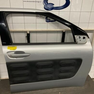 Citroen C4 Cactus  Front door 4-door, right 2015 9801012880