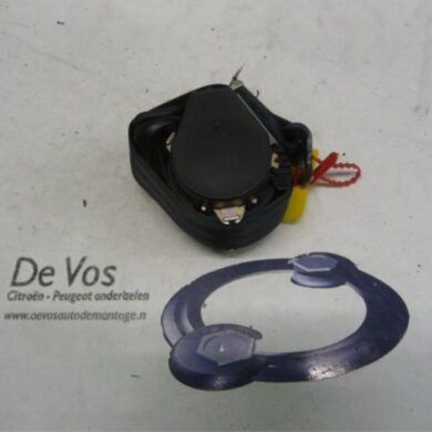 Peugeot 207 1.4 16V VTi Rear seatbelt, left 2011 8975XJ