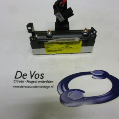 Peugeot 407  Side Airbag 2005 8216CQ