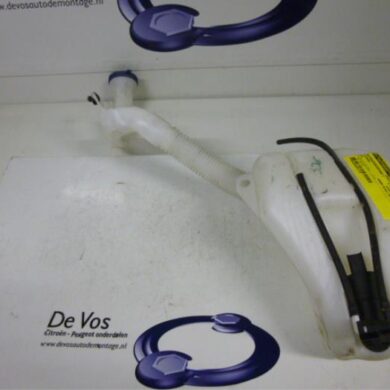 Citroen C2 1.4 Front windscreen washer reservoir 2004 6431C8