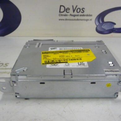 Peugeot 208  Radio 2013 1612111780