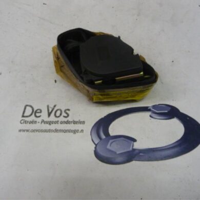 Citroen Xsara  Veiligheidsgordel links-achter 1999 8973V3