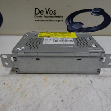 Peugeot 208  Radio 2015 1613466080-1613697280-1615337780