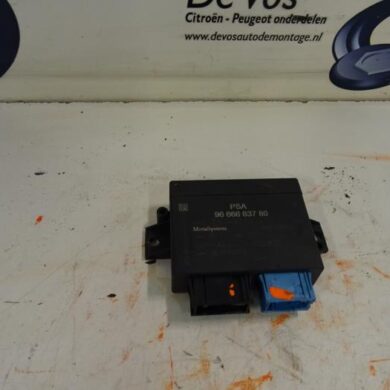Peugeot 5008  PDC Module 2010 6590LK-1607733280