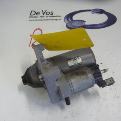 Peugeot 2008  Starter HMZHM01 2013 9688477380-1608064680
