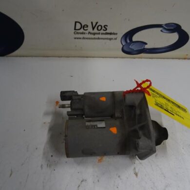 Peugeot 208  Anlasser HMZHM01 2014 9688477380-1608064680
