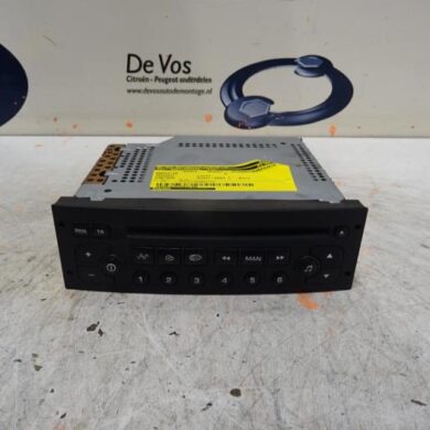 Peugeot Partner 1.9D Radio CD player 2003 6564RT-6564A4