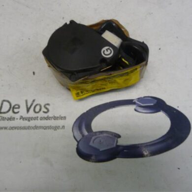Peugeot 106 1.1 XN,XR,XT,Accent Rear seatbelt, left 2002 8973YF