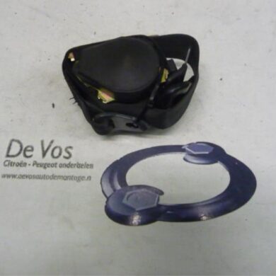 Peugeot 1007 1.4 Rear seatbelt, right 2005 8974W2