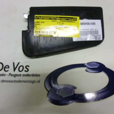 Peugeot 607 2.2 HDi 16V FAP Side Airbag 2005 8216HF