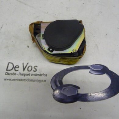 Peugeot 407 2.0 HDiF 16V Rear seatbelt, right 2004 8974HK