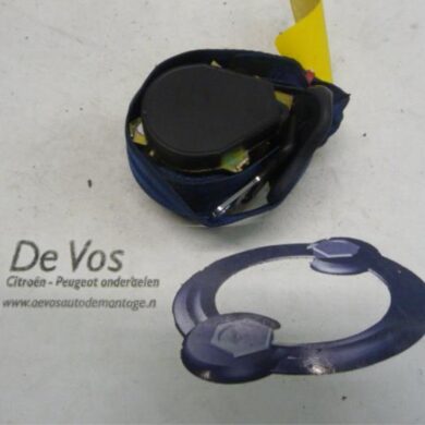 Citroen Saxo 1.1i X,SX Front seatbelt, right 2000 8973HJ