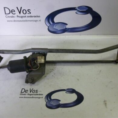 Peugeot 405  Ruitenwissermotor voor 1990 640581