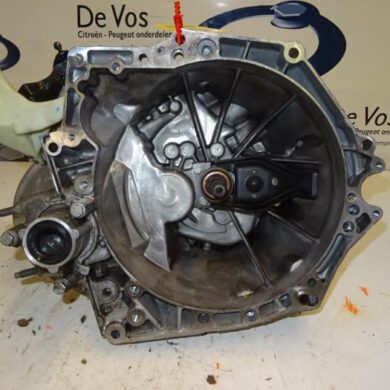 Peugeot 2008  Gearbox BHWBH02 2016 1616353680-1612478280 20ET27