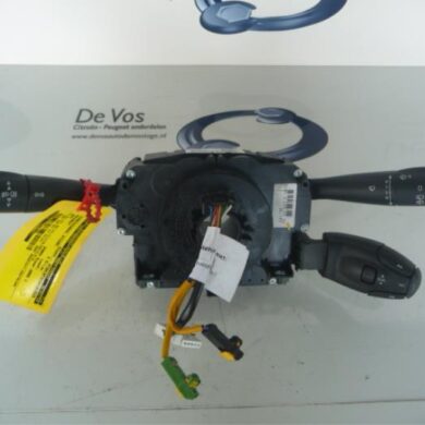 Peugeot 207 1.4 16V Vti Steering column stalk 2008 624258