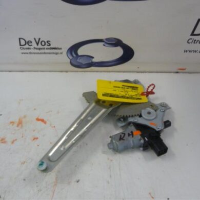 Peugeot iOn  Rear door window mechanism 4-door, right 2011 9224J2