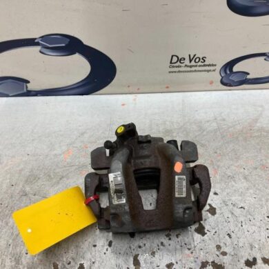 Citroen Berlingo  Front brake calliper, right 9HP 2020 1635221580