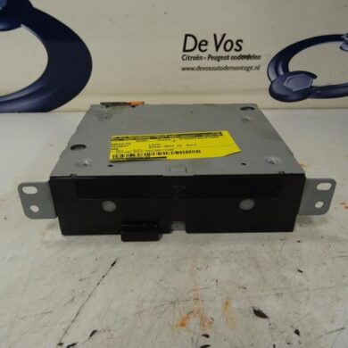 Peugeot 508  Radio CD player 2012 660409