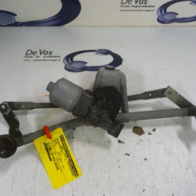 Peugeot 206 PLUS  Front wiper motor 2009 6401F9-6405N5