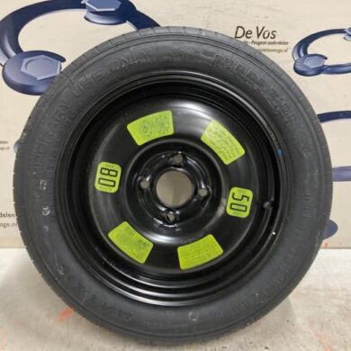 Citroen DS3 1.6 16V VTS THP 155 Wheel + tyre 2013