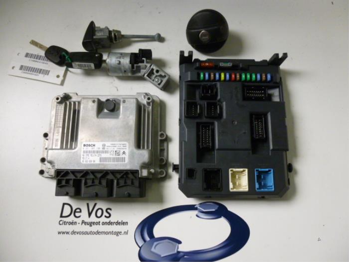 Engine management computer De Vos Autodemontage