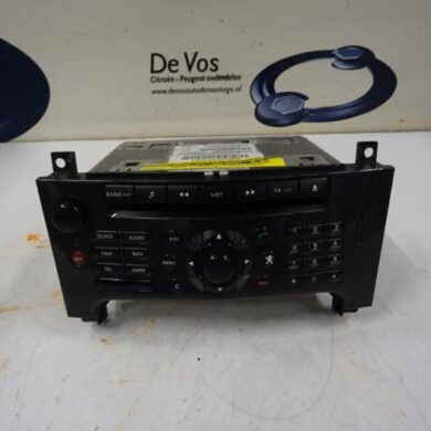 Peugeot 607  Radio CD player 2006 657481