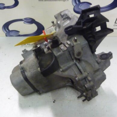Peugeot 206 PLUS  Versnellingsbak HFX 2009 2231C8-2232E1 20CQ82