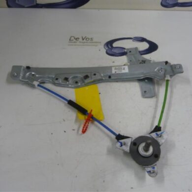 Peugeot 208  Ruitmechaniek 4Deurs rechts-achter 2012 9673153880