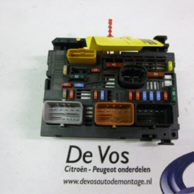 Peugeot 308 1.6 VTI 16V Fuse box 2008 9675878280-6500FT