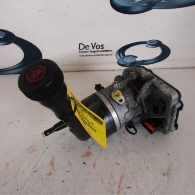 Peugeot 308  Power steering pump 9HD-9HD9H05 2013 1610013780