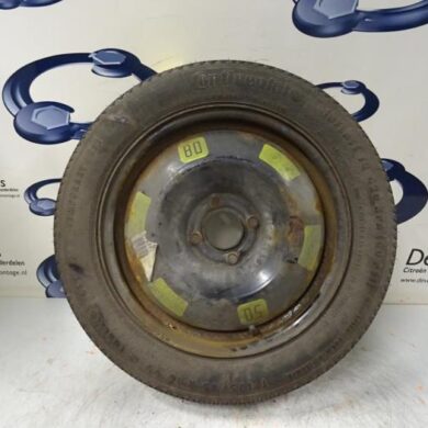 Peugeot 308  Wheel + tyre 2009
