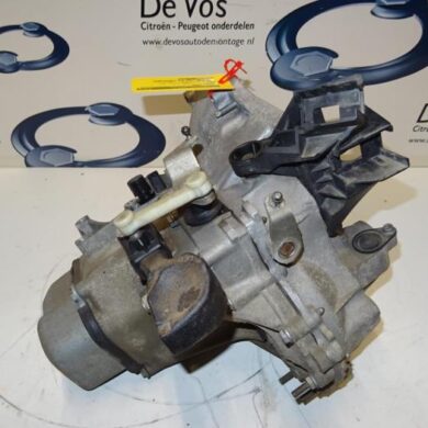 Peugeot 208  Gearbox HMZHM01 2012 9803846280-9678376580-1606864380-1608995480 20CR03
