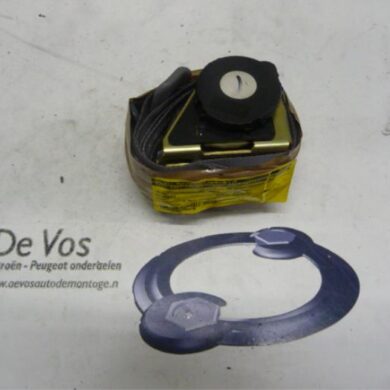 Peugeot 406 1.9 dt Rear seatbelt, centre 1999 8974CK