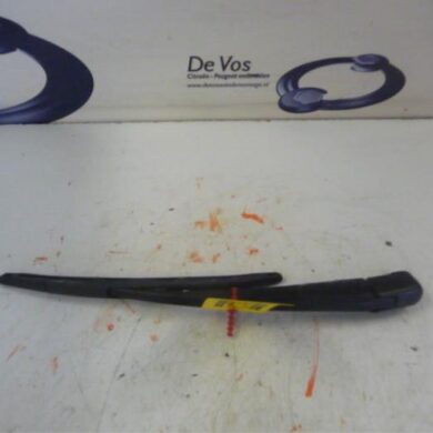 Peugeot iOn  Rear wiper arm 2011 6429JV