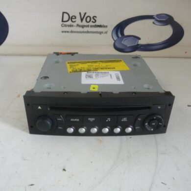 Peugeot 207  Radio CD player 2013 16107915XT-16089142XT