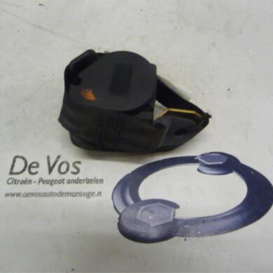 Peugeot 405 1.8 SRi,Gri Rear seatbelt, right 1995 8971TF