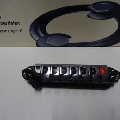 Peugeot 3008  Switch 2017 98249159VG