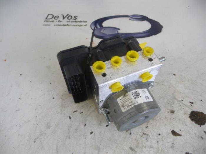 ABS pump Peugeot 308 De Vos Autodemontage