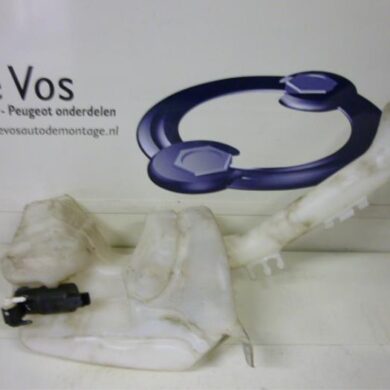 Citroen Picasso  Ruitensproeiertank voor 2005 643197