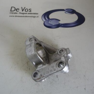 Peugeot 207  Engine mount 9HV-9HV9H01 2011 324432