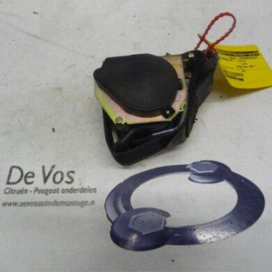 Peugeot 407 2.7 HDi V6 24V Rear seatbelt, right 2007 8974TV
