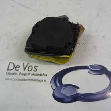 Citroen C5  Veiligheidsgordel rechts-achter 2001 8974KE
