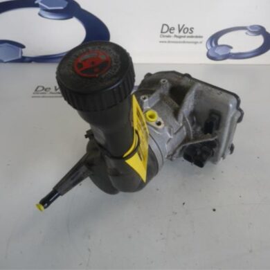 Peugeot 308  Power steering pump 5FS-5FS5F01 2010 4008G0-4008N6